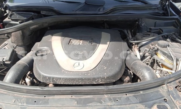 Buy Used Mercedes-Benz ML–Class Black Car in Cotonou in Benign Buy Used Mercedes-Benz ML–Class Black Car in Cotonou in Benign