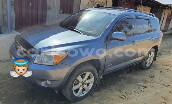 Acheter Neuf Voiture Toyota RAV4 Bleu à Cotonou, Benin Acheter Neuf Voiture Toyota RAV4 Bleu à Cotonou, Benin