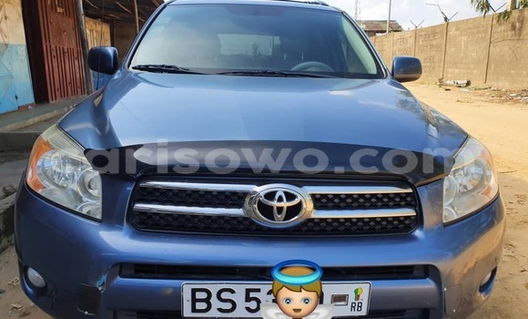 Acheter Neuf Voiture Toyota RAV4 Bleu à Cotonou, Benin Acheter Neuf Voiture Toyota RAV4 Bleu à Cotonou, Benin