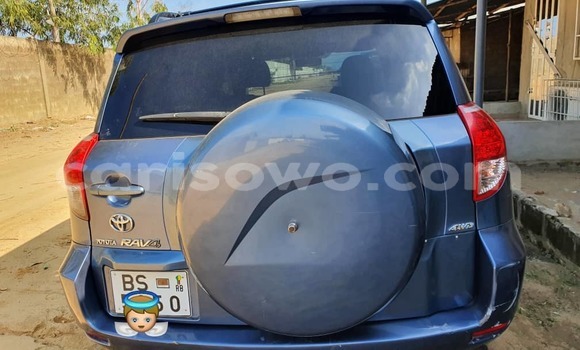 Acheter Neuf Voiture Toyota RAV4 Bleu à Cotonou, Benin Acheter Neuf Voiture Toyota RAV4 Bleu à Cotonou, Benin