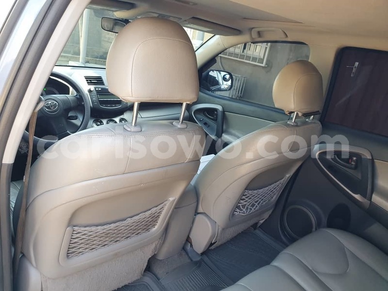 Big with watermark toyota rav4 benin cotonou 10847