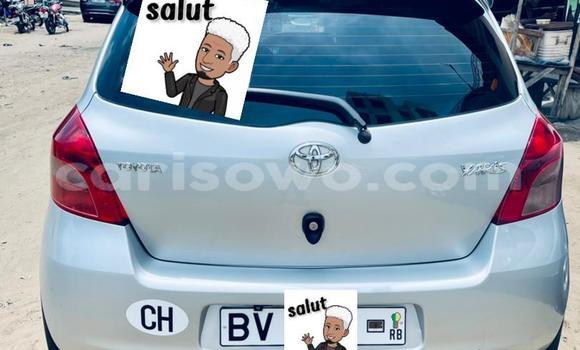 Sayi Sabo Toyota Yaris Azurfa Mota in Cotonou a Benin Sayi Sabo Toyota Yaris Azurfa Mota in Cotonou a Benin