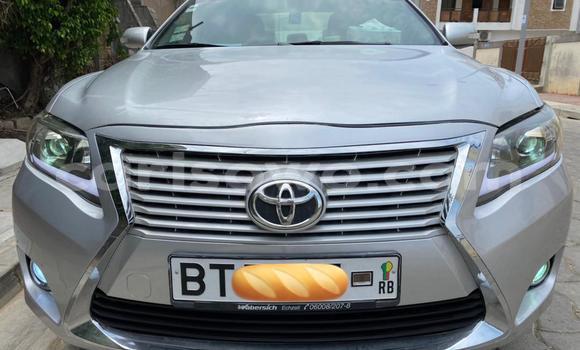 Ra Àlòkù Toyota Camry Silver Ọkọ̀ in Cotonou ni Benin Ra Àlòkù Toyota Camry Silver Ọkọ̀ in Cotonou ni Benin