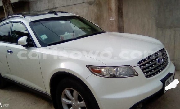 Acheter Occasion Voiture Infiniti FX Blanc à Cotonou, Benin Acheter Occasion Voiture Infiniti FX Blanc à Cotonou, Benin