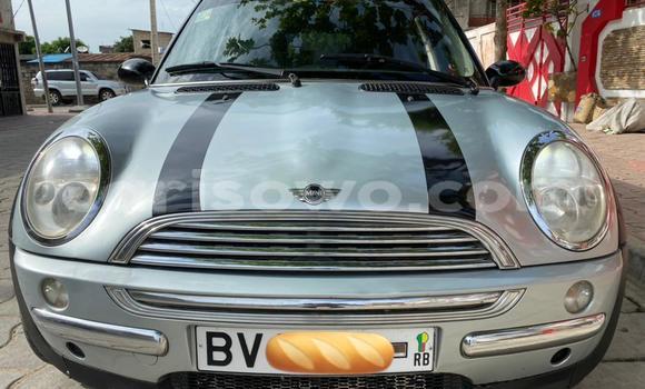 Ra Tuntun MINI Cooper Silver Ọkọ̀ in Cotonou ni Benin Ra Tuntun MINI Cooper Silver Ọkọ̀ in Cotonou ni Benin