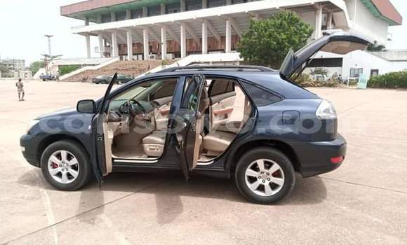 Ra Tuntun Lexus RX 330 Black Ọkọ̀ in Cotonou ni Benin Ra Tuntun Lexus RX 330 Black Ọkọ̀ in Cotonou ni Benin