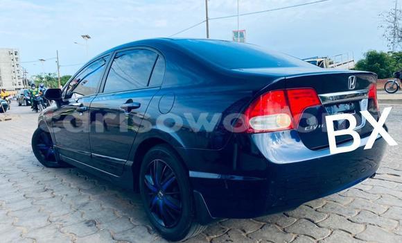 Ra Tuntun Honda Civic Blue Ọkọ̀ in Cotonou ni Benin Ra Tuntun Honda Civic Blue Ọkọ̀ in Cotonou ni Benin