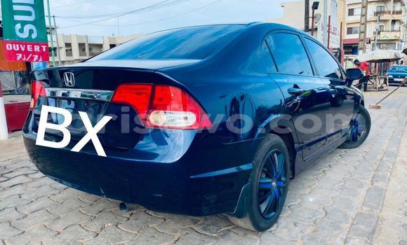 Ra Tuntun Honda Civic Blue Ọkọ̀ in Cotonou ni Benin Ra Tuntun Honda Civic Blue Ọkọ̀ in Cotonou ni Benin