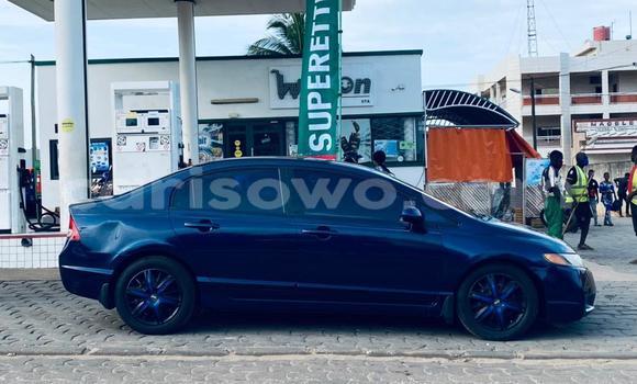 Ra Tuntun Honda Civic Blue Ọkọ̀ in Cotonou ni Benin Ra Tuntun Honda Civic Blue Ọkọ̀ in Cotonou ni Benin