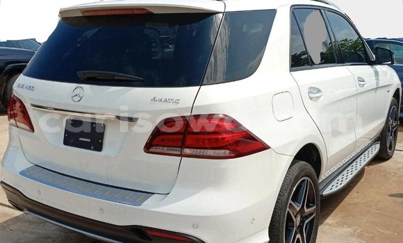 Sayi Na hannu Mercedes-Benz AMG GLE White Mota in Cotonou a Benin Sayi Na hannu Mercedes-Benz AMG GLE White Mota in Cotonou a Benin