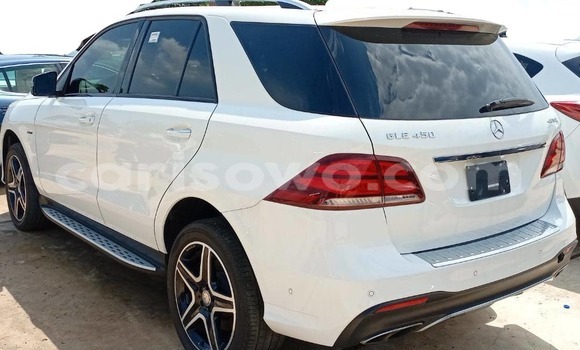 Sayi Na hannu Mercedes-Benz AMG GLE White Mota in Cotonou a Benin Sayi Na hannu Mercedes-Benz AMG GLE White Mota in Cotonou a Benin
