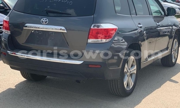 Ra Àlòkù Toyota Highlander Miiran Ọkọ̀ in Cotonou ni Benin Ra Àlòkù Toyota Highlander Miiran Ọkọ̀ in Cotonou ni Benin