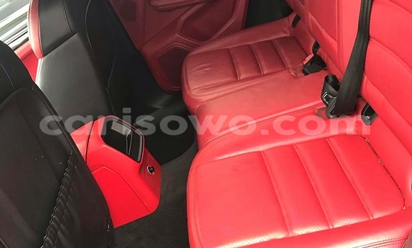 Acheter Occasion Voiture Porsche Macan Noir à Cotonou, Benin Acheter Occasion Voiture Porsche Macan Noir à Cotonou, Benin