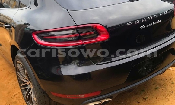 Acheter Occasion Voiture Porsche Macan Noir à Cotonou, Benin Acheter Occasion Voiture Porsche Macan Noir à Cotonou, Benin