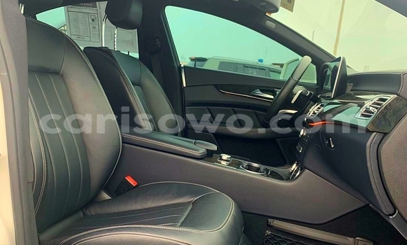 Sayi Na hannu Mercedes-Benz CLS–Class White Mota in Cotonou a Benin Sayi Na hannu Mercedes-Benz CLS–Class White Mota in Cotonou a Benin