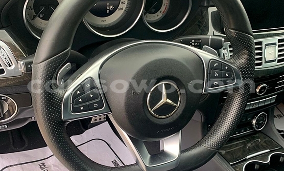Sayi Na hannu Mercedes-Benz CLS–Class White Mota in Cotonou a Benin Sayi Na hannu Mercedes-Benz CLS–Class White Mota in Cotonou a Benin