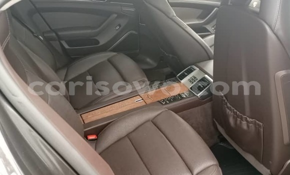 Sayi Na hannu Porsche Panamera Brown Mota in Cotonou a Benin Sayi Na hannu Porsche Panamera Brown Mota in Cotonou a Benin