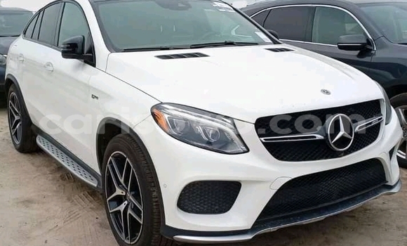 Sayi Na hannu Mercedes-Benz AMG GLE Coupe White Mota in Cotonou a Benin Sayi Na hannu Mercedes-Benz AMG GLE Coupe White Mota in Cotonou a Benin