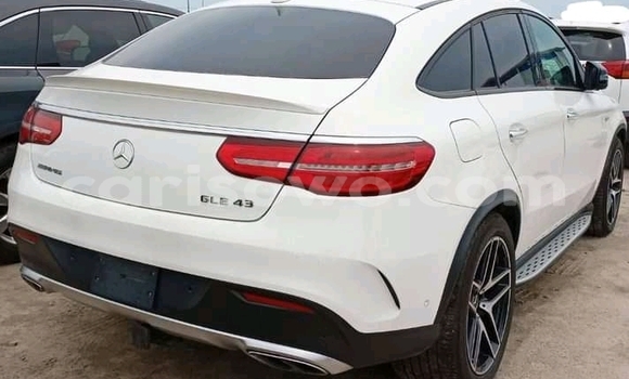 Sayi Na hannu Mercedes-Benz AMG GLE Coupe White Mota in Cotonou a Benin Sayi Na hannu Mercedes-Benz AMG GLE Coupe White Mota in Cotonou a Benin