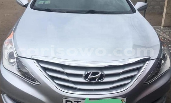 Ra Àlòkù Hyundai Sonata Silver Ọkọ̀ in Cotonou ni Benin Ra Àlòkù Hyundai Sonata Silver Ọkọ̀ in Cotonou ni Benin