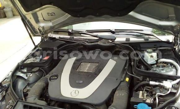 Ra Àlòkù Mercedes-Benz 300–Series Silver Ọkọ̀ in Cotonou ni Benin Ra Àlòkù Mercedes-Benz 300–Series Silver Ọkọ̀ in Cotonou ni Benin