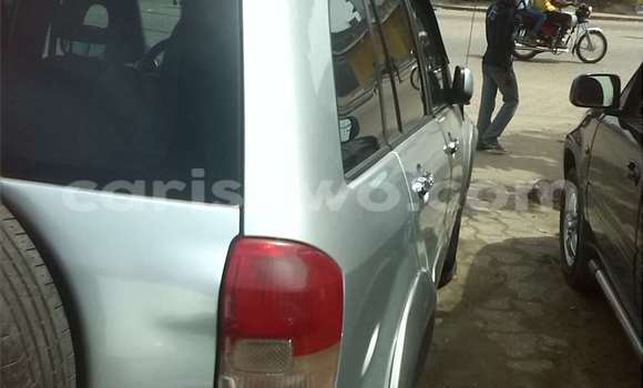 Acheter Occasion Voiture Toyota RAV4 Gris à Savalou, Benin Acheter Occasion Voiture Toyota RAV4 Gris à Savalou, Benin