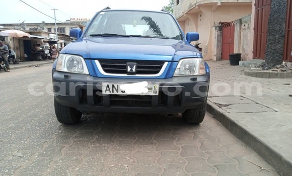 Buy Used Honda CR–V Blue Car in Cotonou in Benign Buy Used Honda CR–V Blue Car in Cotonou in Benign