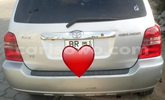 Ra Àlòkù Toyota Highlander Silver Ọkọ̀ in Cotonou ni Benin Ra Àlòkù Toyota Highlander Silver Ọkọ̀ in Cotonou ni Benin