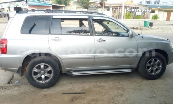 Ra Àlòkù Toyota Highlander Silver Ọkọ̀ in Cotonou ni Benin Ra Àlòkù Toyota Highlander Silver Ọkọ̀ in Cotonou ni Benin