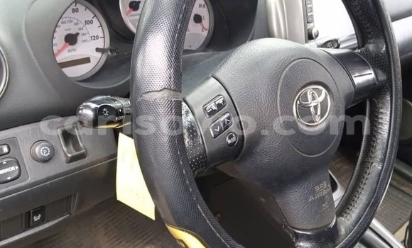 Sayi Sabo Toyota RAV4 Azurfa Mota in Cotonou a Benin Sayi Sabo Toyota RAV4 Azurfa Mota in Cotonou a Benin