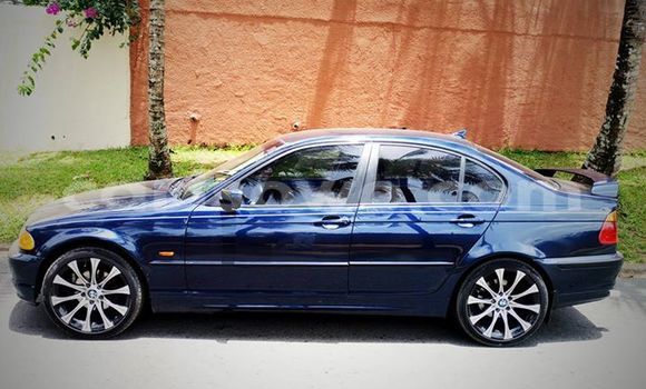 Acheter Occasion Voiture BMW 3-Series Bleu à Cotonou au Benin Acheter Occasion Voiture BMW 3-Series Bleu à Cotonou au Benin