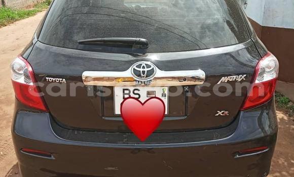 Ra Àlòkù Toyota Matrix Black Ọkọ̀ in Cotonou ni Benin Ra Àlòkù Toyota Matrix Black Ọkọ̀ in Cotonou ni Benin