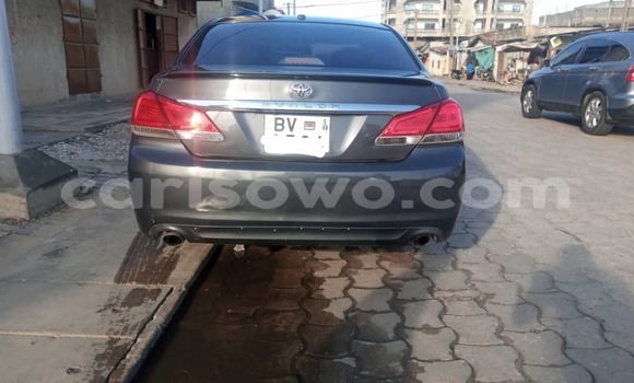 Ra Tuntun Toyota Avalon Blue Ọkọ̀ in Cotonou ni Benin Ra Tuntun Toyota Avalon Blue Ọkọ̀ in Cotonou ni Benin
