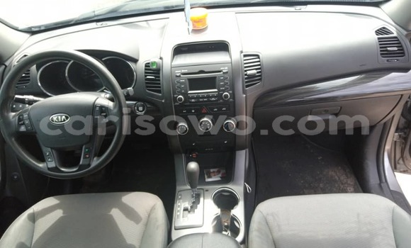 Ra Tuntun Kia Sorento Silver Ọkọ̀ in Cotonou ni Benin Ra Tuntun Kia Sorento Silver Ọkọ̀ in Cotonou ni Benin