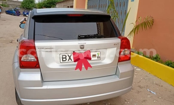 Sayi Sabo Dodge Caliber Azurfa Mota in Cotonou a Benin Sayi Sabo Dodge Caliber Azurfa Mota in Cotonou a Benin