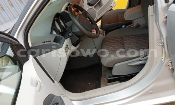 Sayi Sabo Dodge Caliber Azurfa Mota in Cotonou a Benin Sayi Sabo Dodge Caliber Azurfa Mota in Cotonou a Benin