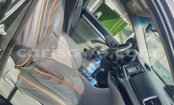 Ra Àlòkù Toyota Highlander Alawọ ewe Ọkọ̀ in Cotonou ni Benin Ra Àlòkù Toyota Highlander Alawọ ewe Ọkọ̀ in Cotonou ni Benin