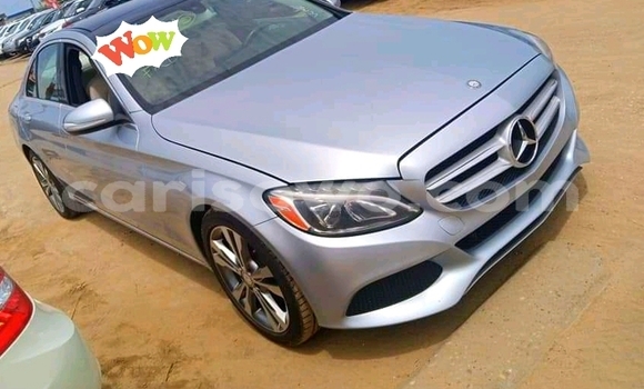 Sayi Na hannu Mercedes-Benz C-Classe Azurfa Mota in Cotonou a Benin Sayi Na hannu Mercedes-Benz C-Classe Azurfa Mota in Cotonou a Benin