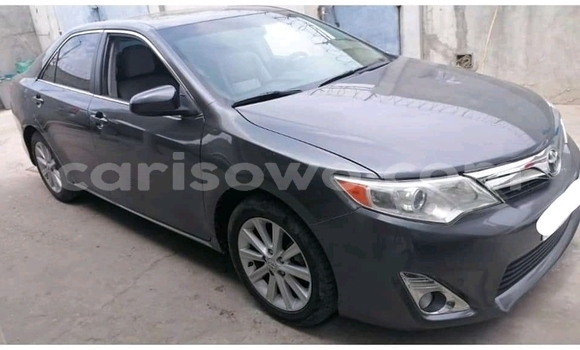Acheter Occasion Voiture Toyota Camry Gris à Cotonou, Benin Acheter Occasion Voiture Toyota Camry Gris à Cotonou, Benin