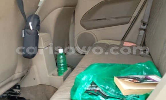 Sayi Na hannu Dodge Caliber Sauran Mota in Porto Novo a Benin Sayi Na hannu Dodge Caliber Sauran Mota in Porto Novo a Benin