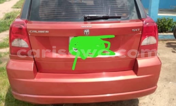 Sayi Na hannu Dodge Caliber Sauran Mota in Porto Novo a Benin Sayi Na hannu Dodge Caliber Sauran Mota in Porto Novo a Benin