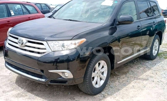 Sayi Na hannu Toyota Highlander Sauran Mota in Cotonou a Benin Sayi Na hannu Toyota Highlander Sauran Mota in Cotonou a Benin