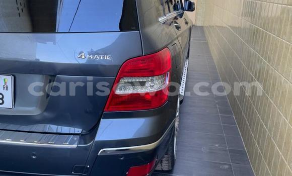 Sayi Na hannu Mercedes-Benz GLK–Class Black Mota in Cotonou a Benin Sayi Na hannu Mercedes-Benz GLK–Class Black Mota in Cotonou a Benin