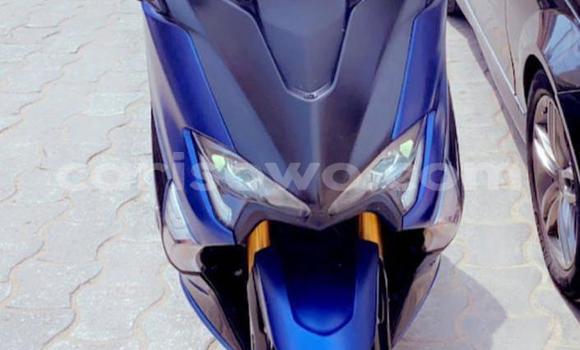 Acheter Neuf Moto Yamaha TMAX Bleu à Cotonou, Benin Acheter Neuf Moto Yamaha TMAX Bleu à Cotonou, Benin