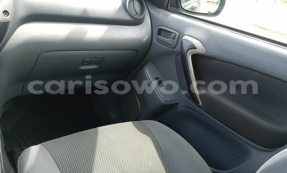 Acheter Occasion Voiture Toyota RAV4 Noir à Cotonou, Benin Acheter Occasion Voiture Toyota RAV4 Noir à Cotonou, Benin