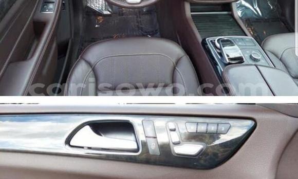 Acheter Occasion Voiture Mercedes-Benz GLE Noir à Cotonou, Benin Acheter Occasion Voiture Mercedes-Benz GLE Noir à Cotonou, Benin