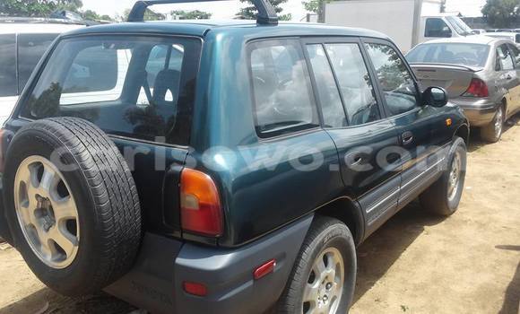 Sayi Na hannu Toyota RAV4 Green Mota in Savalou a Benin Sayi Na hannu Toyota RAV4 Green Mota in Savalou a Benin