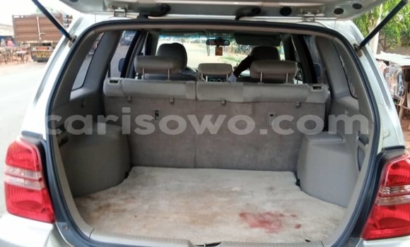 Acheter Occasion Voiture Toyota Highlander Gris à Abomey Calavi, Benin Acheter Occasion Voiture Toyota Highlander Gris à Abomey Calavi, Benin