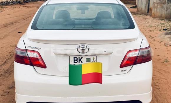 Acheter Occasion Voiture Toyota Camry Blanc à Abomey Calavi, Benin Acheter Occasion Voiture Toyota Camry Blanc à Abomey Calavi, Benin