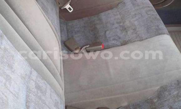 Sayi Na hannu Mazda 626 Azurfa Mota in Savalou a Benin Sayi Na hannu Mazda 626 Azurfa Mota in Savalou a Benin